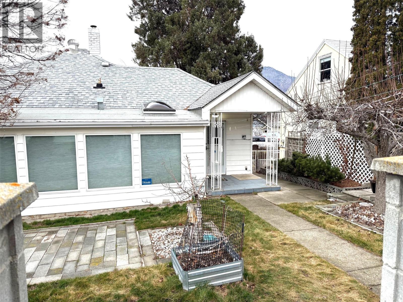 1045 DOMINION Street, Kamloops