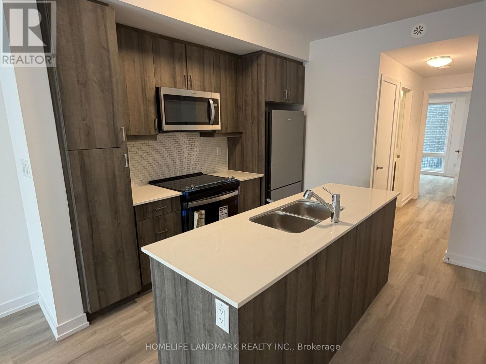 107 - 51 JEFFERSON SIDE ROAD