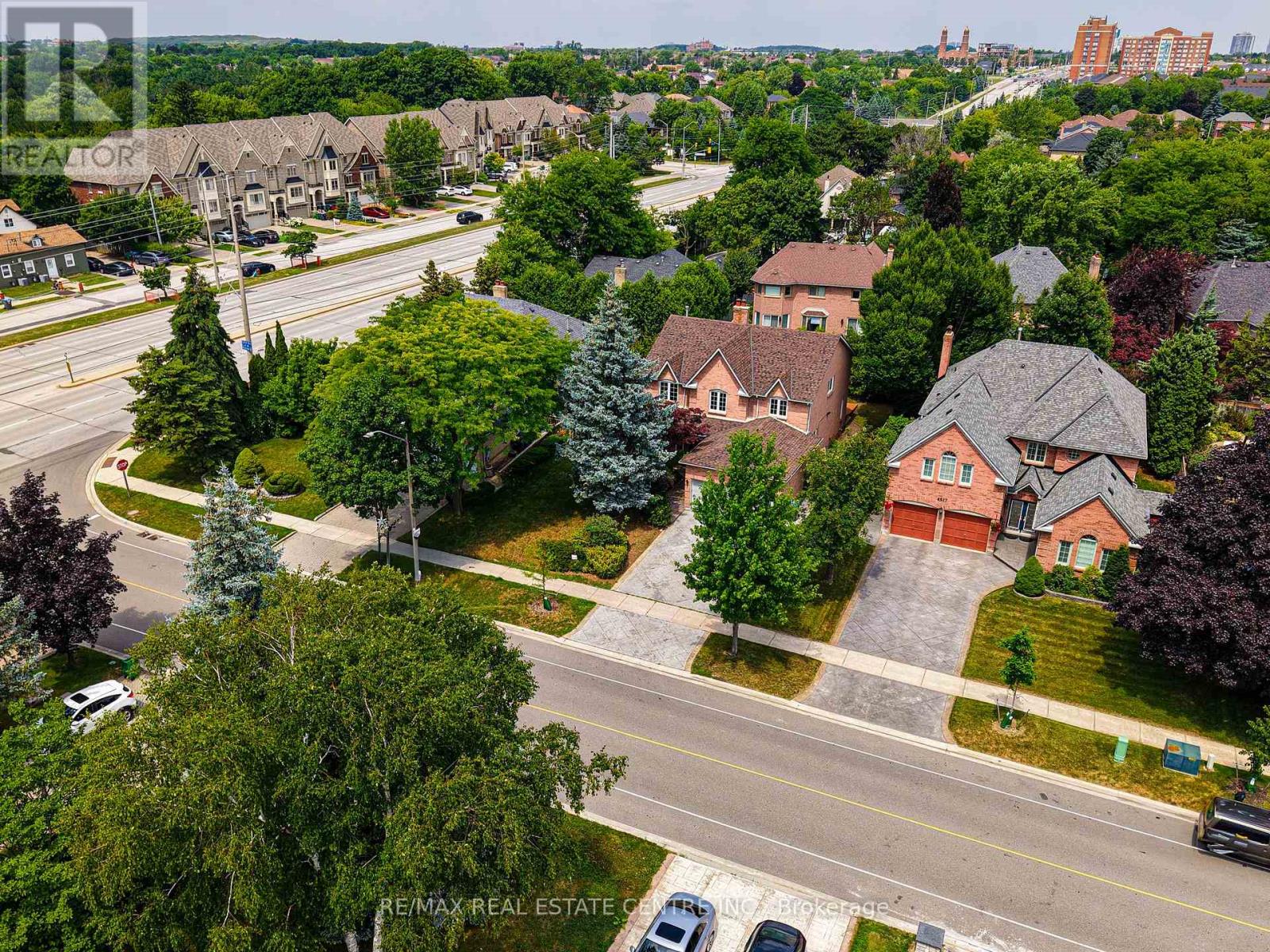 4623 HEWICKS LANE - 4