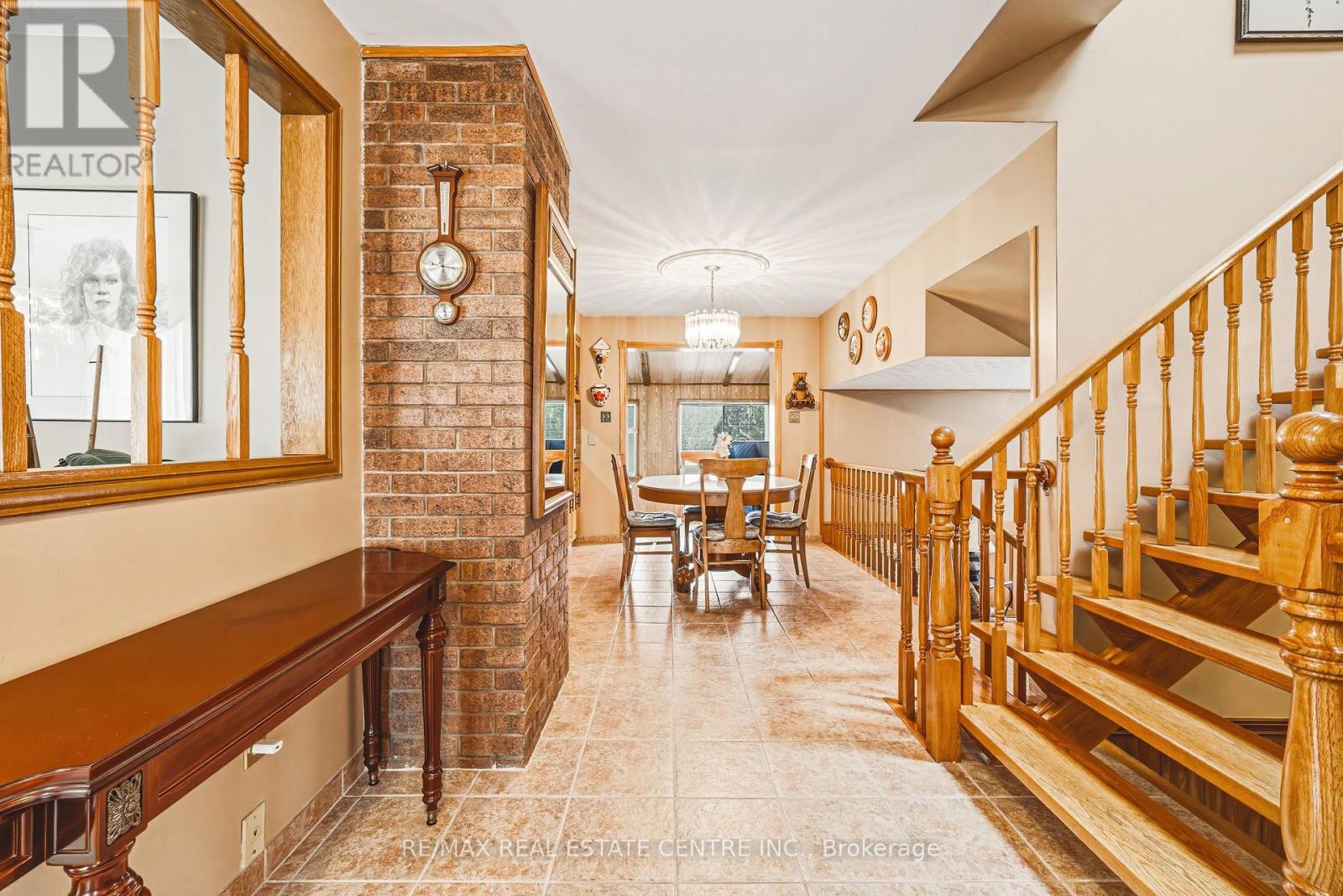 53 GLOVER ROAD - 10