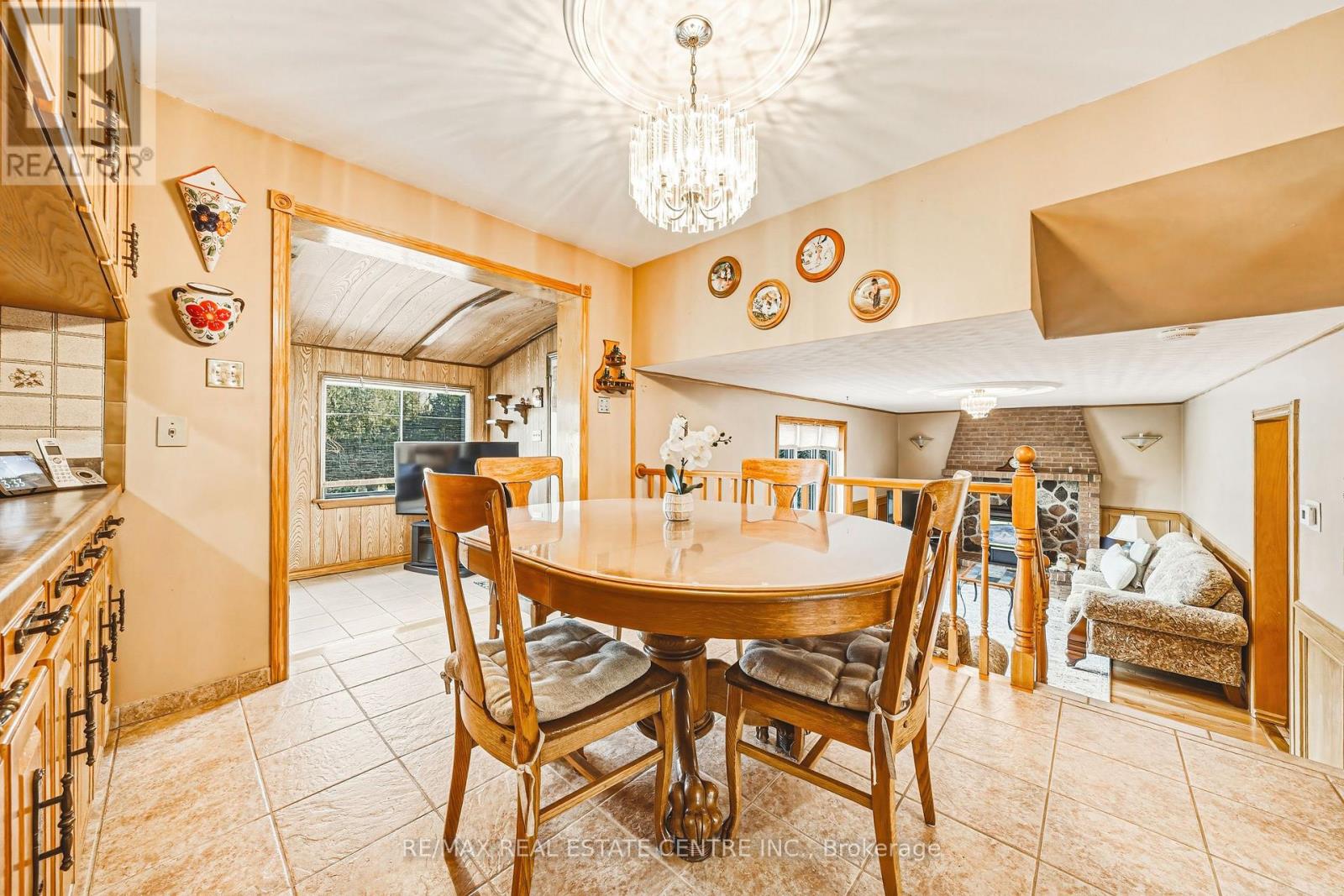53 GLOVER ROAD - 17