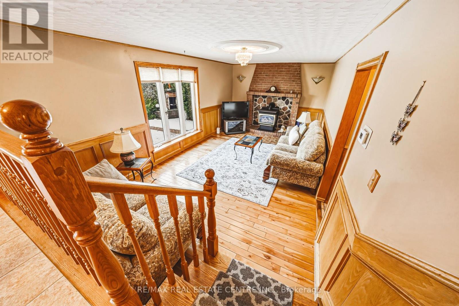 53 GLOVER ROAD - 20
