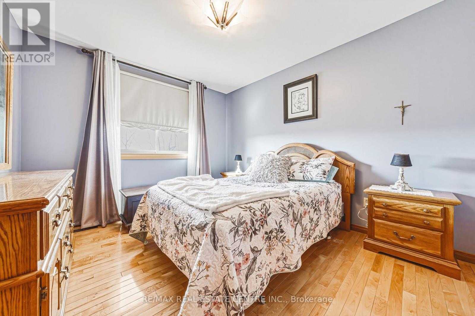 53 GLOVER ROAD - 31