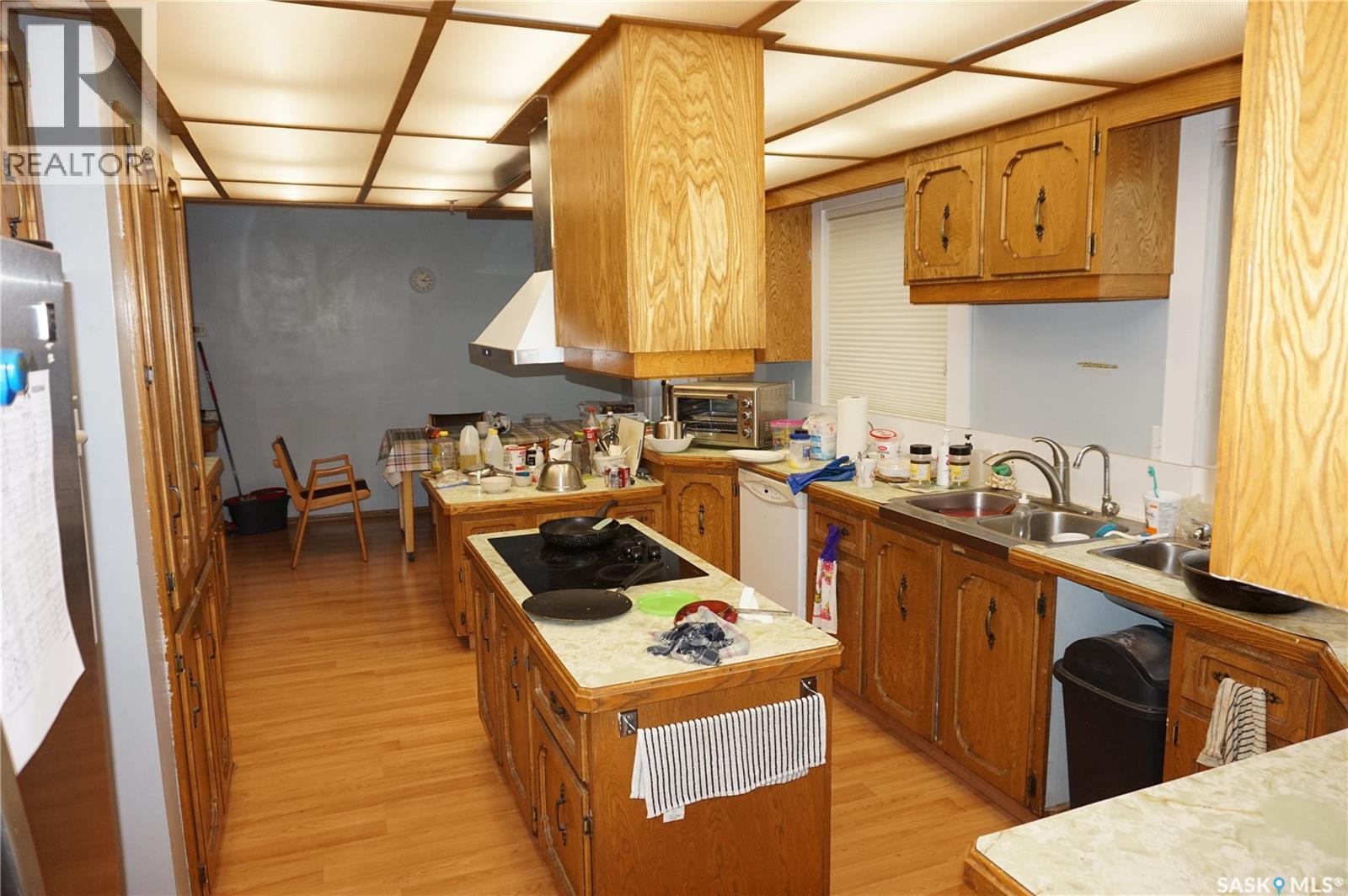 Single Family House Bungalow for Sale in  Rogers PLACE Regina 