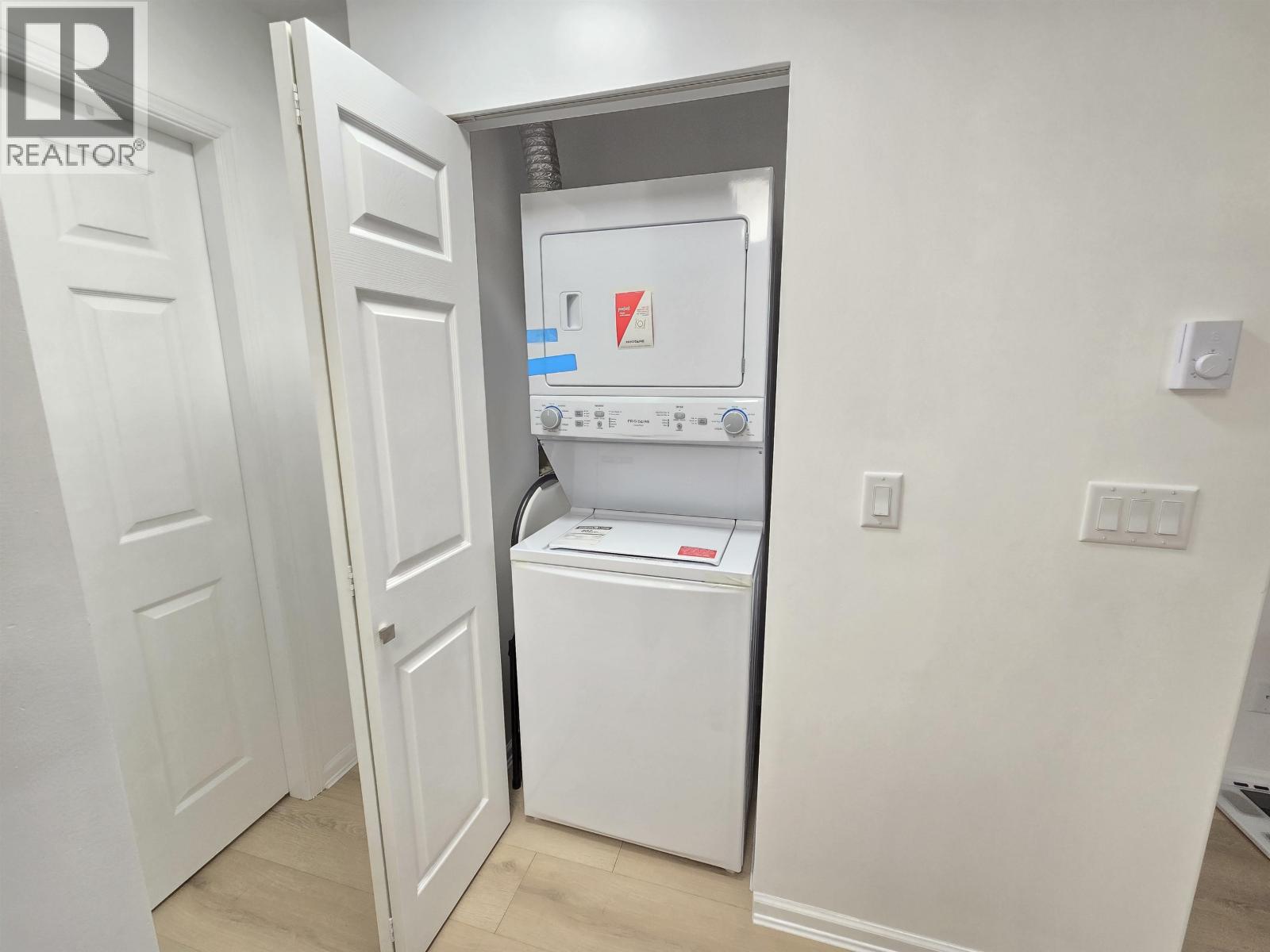 15 6577 SOUTHOAKS CRESCENT, Burnaby