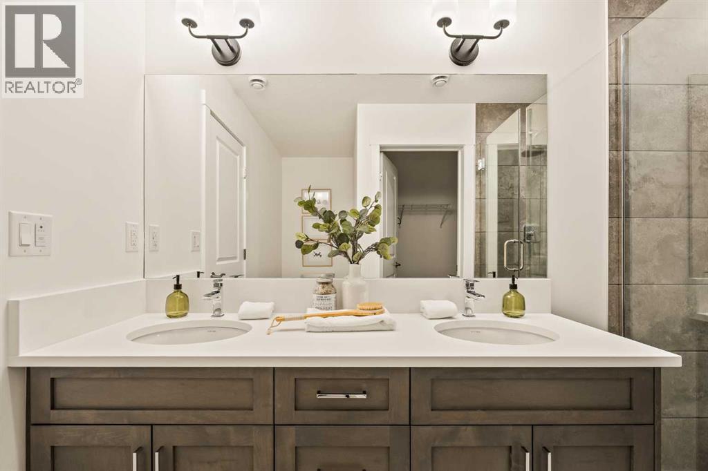 
          613 Sovereign Common Southwest
            <br/>
            <span>Calgary</span>
            , 
            <span>AB</span>
             <span>T3C3Y3</span>
         - Photo 29