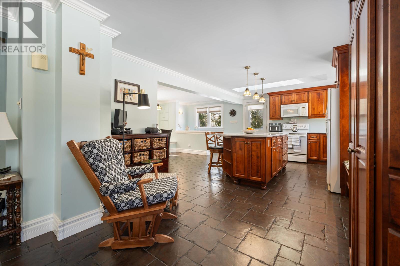 Property 13 of 44 of 9393 Sherbrooke Road