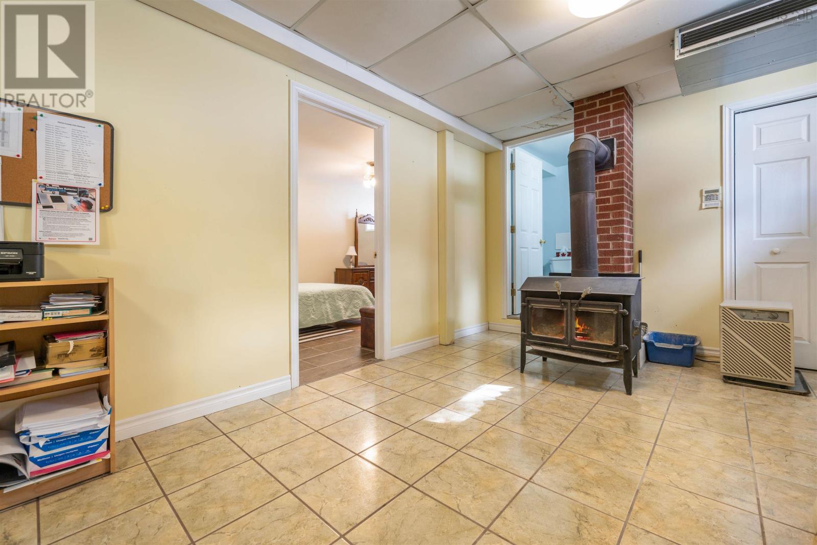 Property 28 of 44 of 9393 Sherbrooke Road