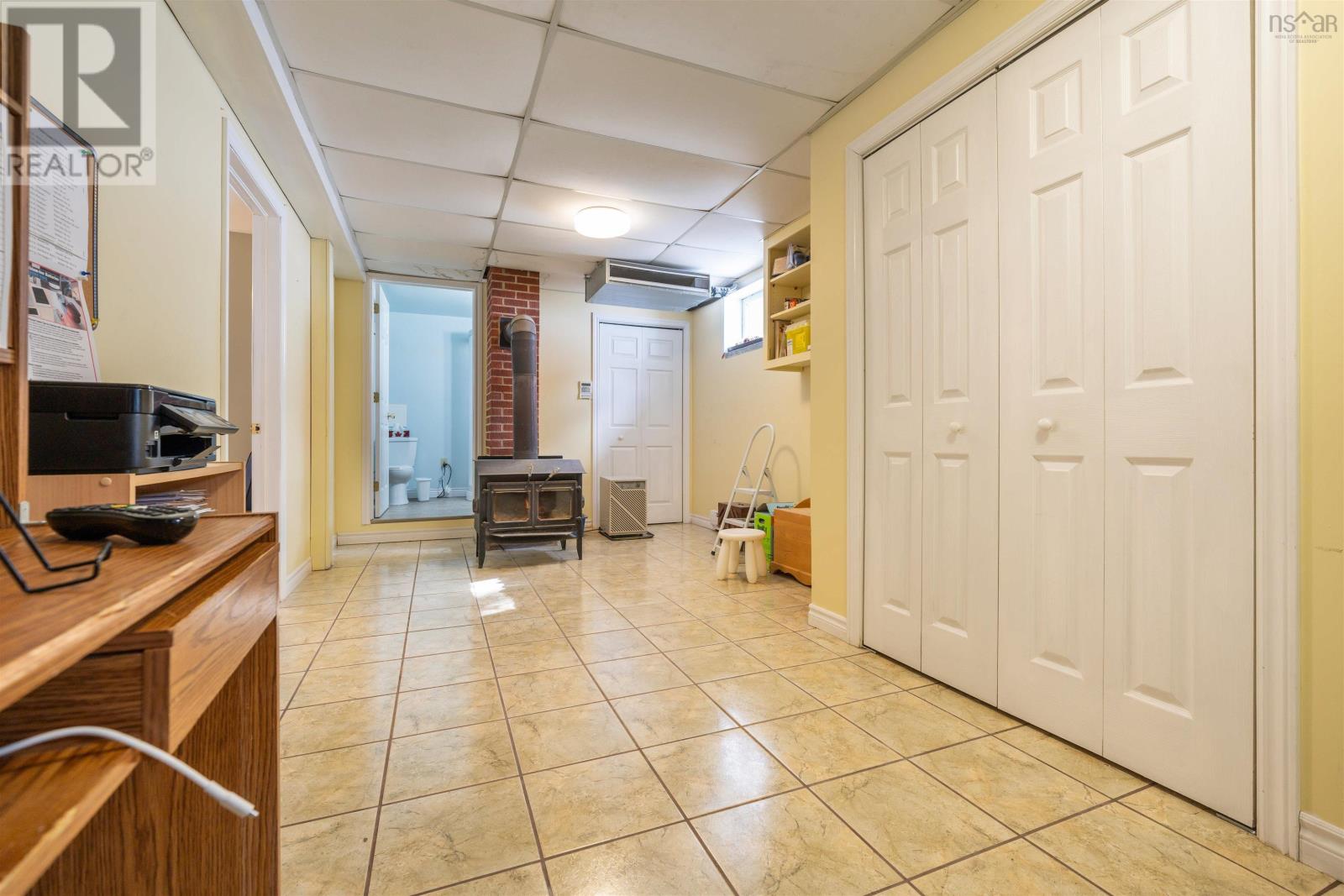 Property 27 of 44 of 9393 Sherbrooke Road