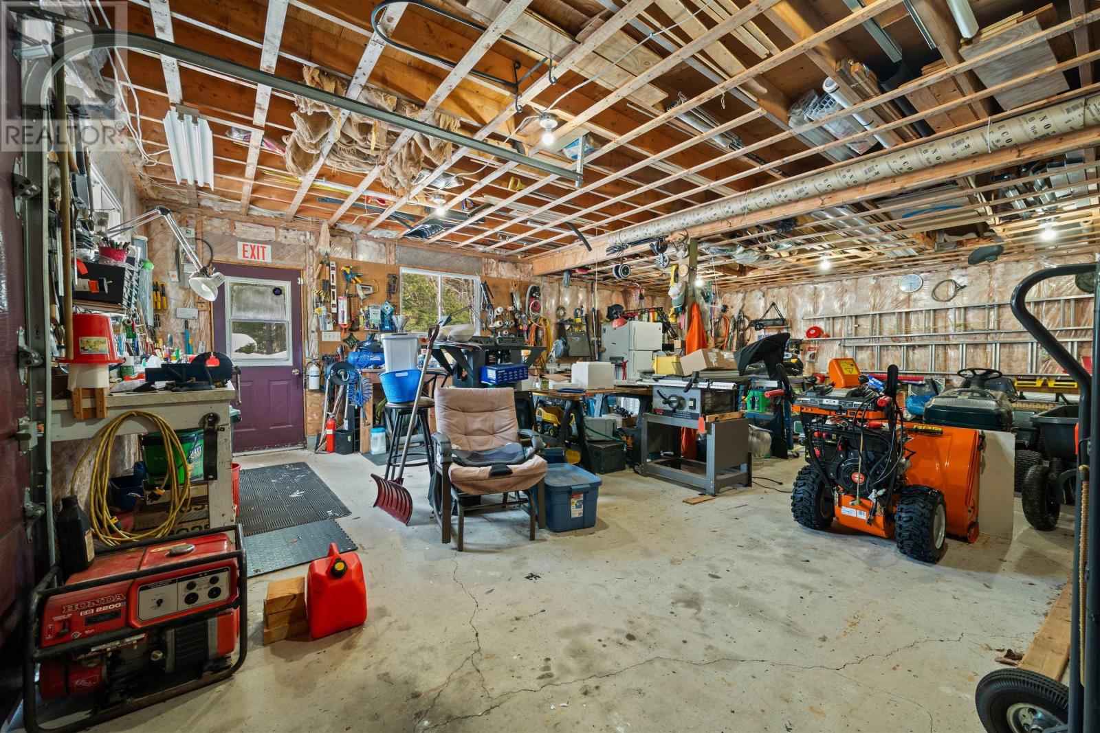 Property 39 of 44 of 9393 Sherbrooke Road