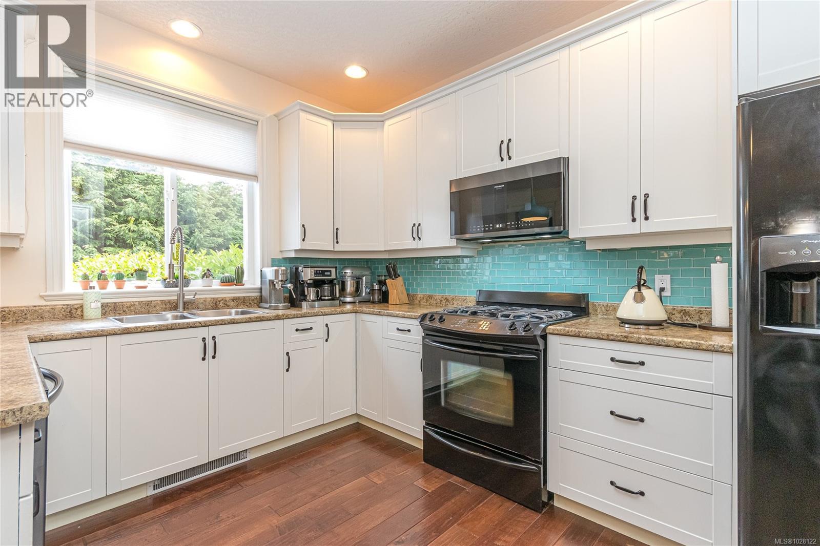 2337 Church Rd, Sooke