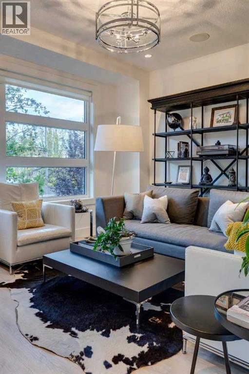 
          933 32 Street Northwest
            <br/>
            <span>Calgary</span>
            , 
            <span>AB</span>
             <span>T2N2W3</span>
         - Photo 16