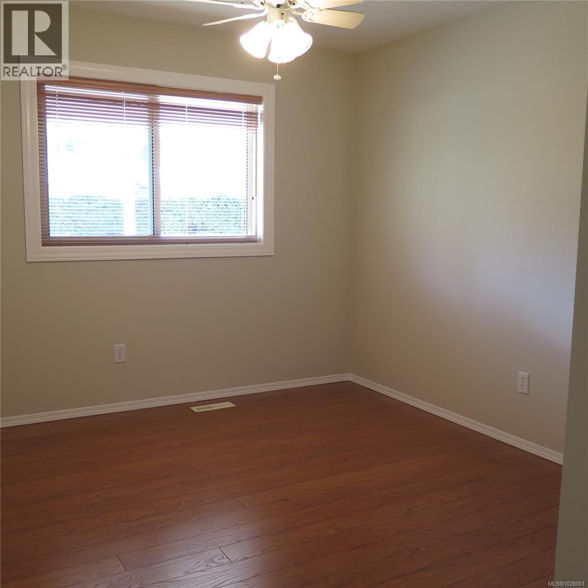 #39 815 Dunsmuir Cres - 11