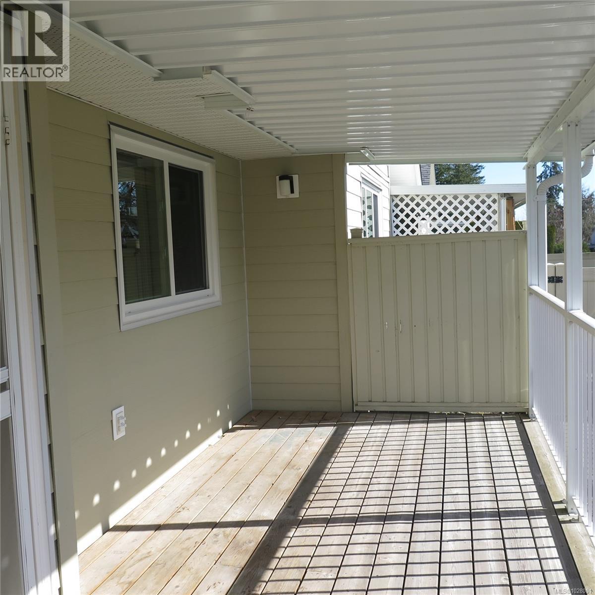 #39 815 DUNSMUIR CRES - 23