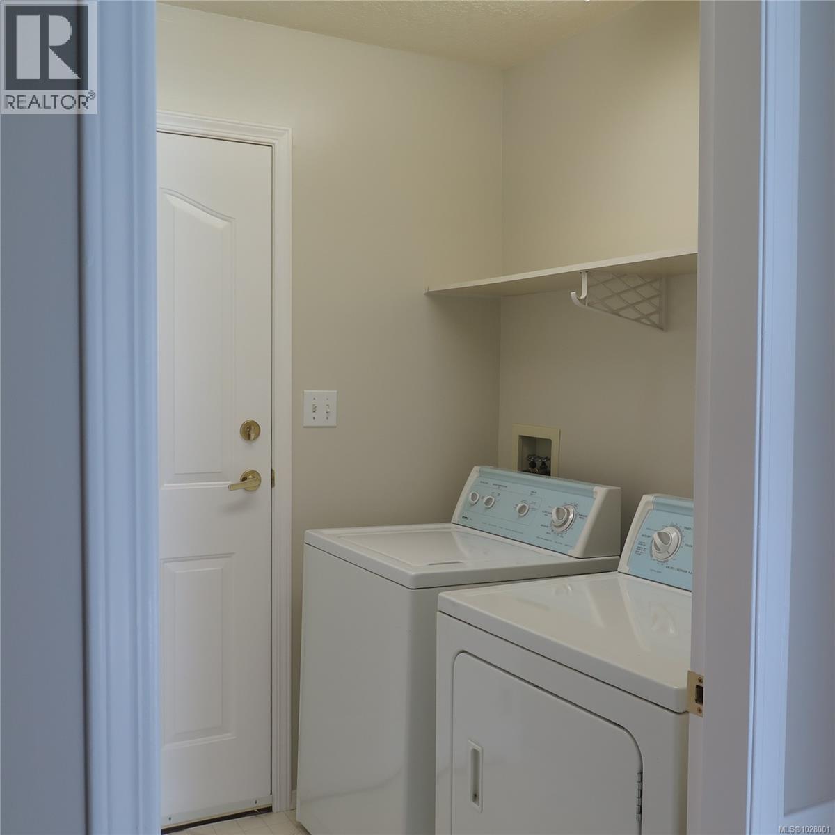 #39 815 DUNSMUIR CRES - 19