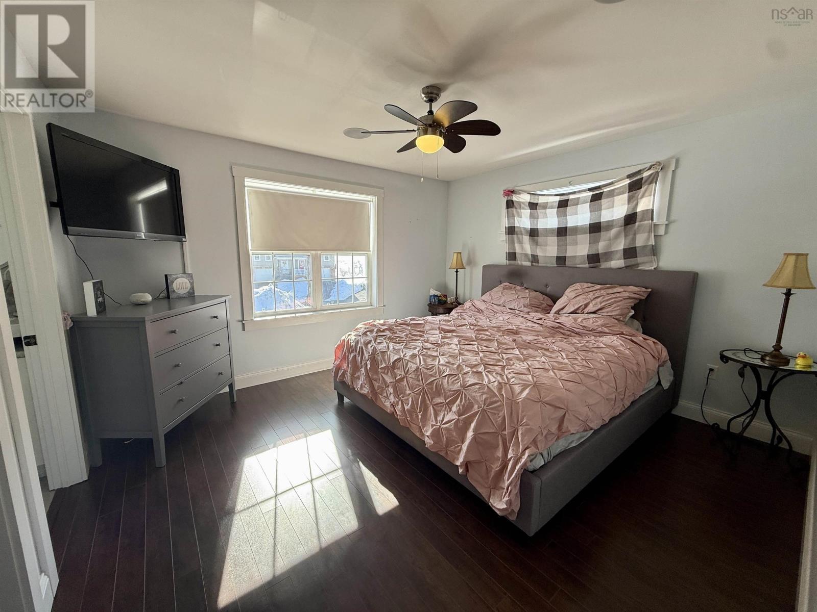 Property 14 of 36 of 11 Matchplay