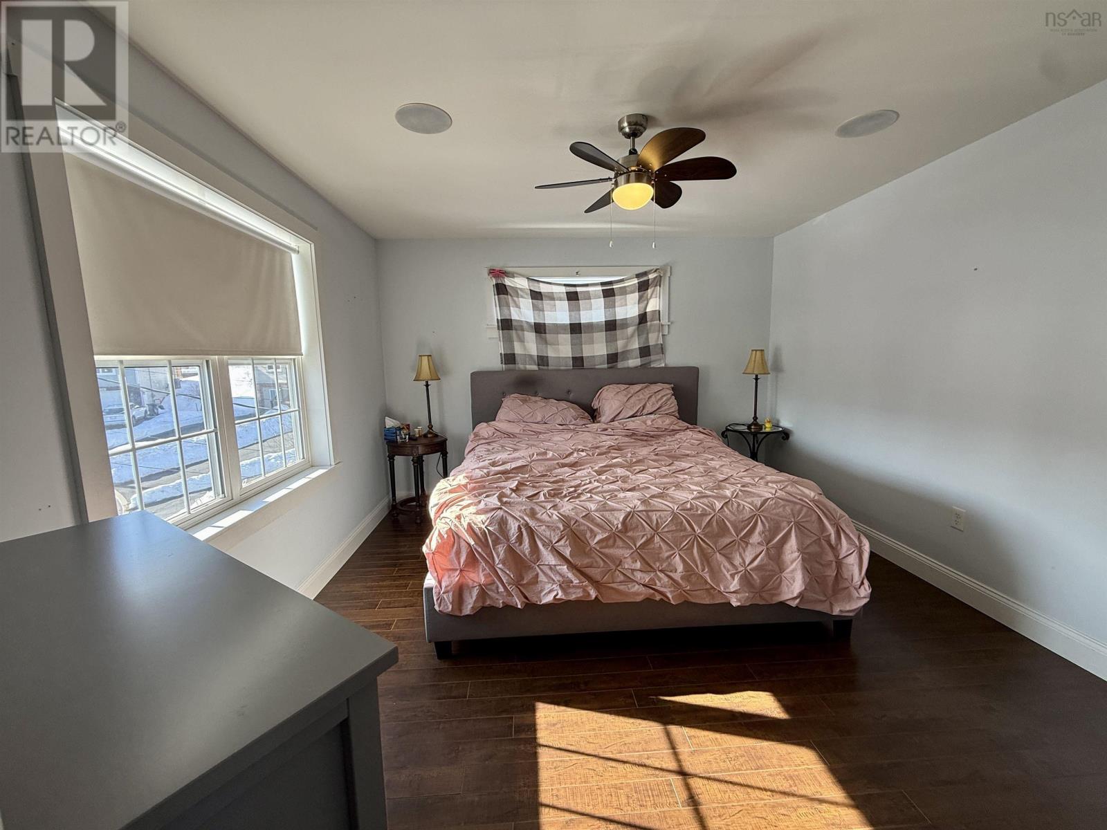 Property 15 of 36 of 11 Matchplay