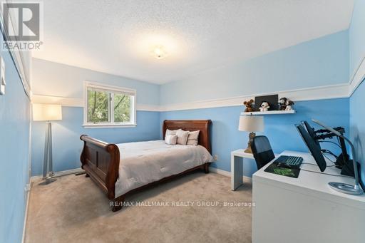 160 SAI CRESCENT - 19