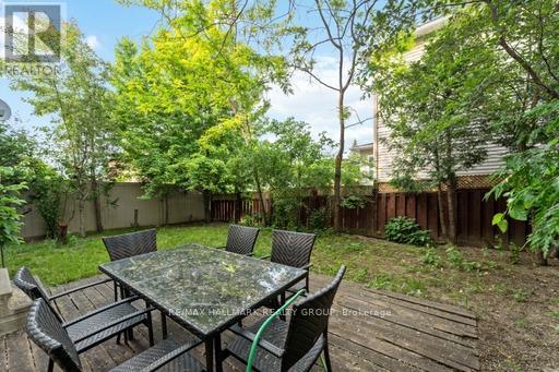 160 SAI CRESCENT - 32