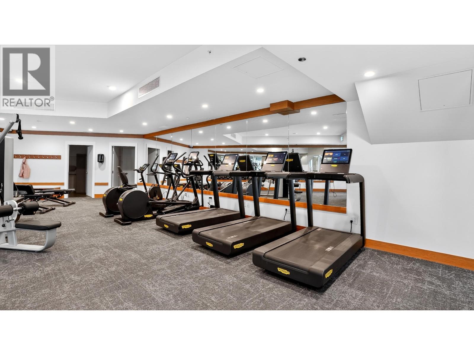 506 6687 NELSON AVENUE, West Vancouver