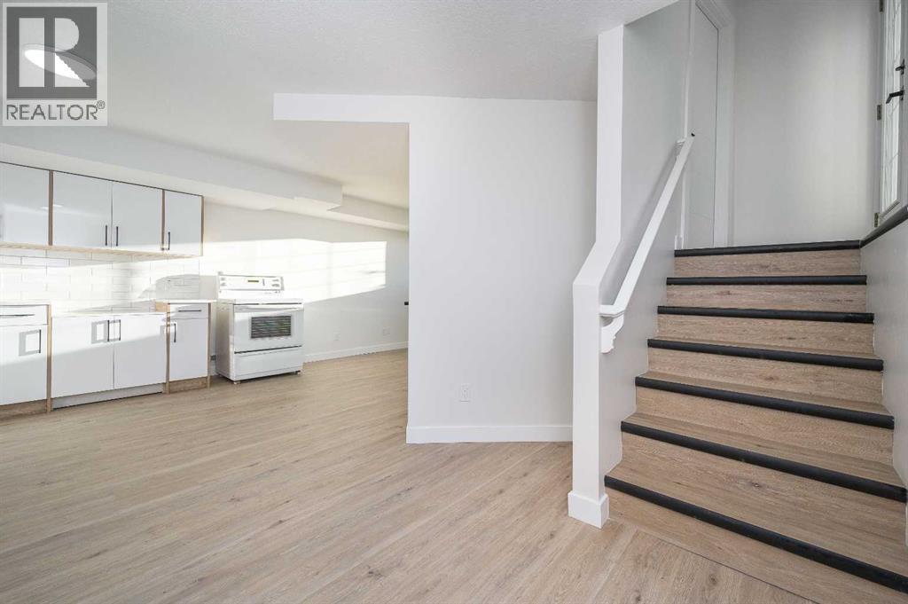 Single Family House Bi-level for Sale in  Catalina Boulevard NE Monterey Park Calgary 