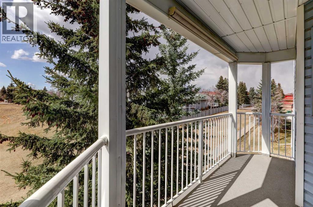 Single Family House for Sale in   Hawksbrow Point NW Hawkwood Calgary 