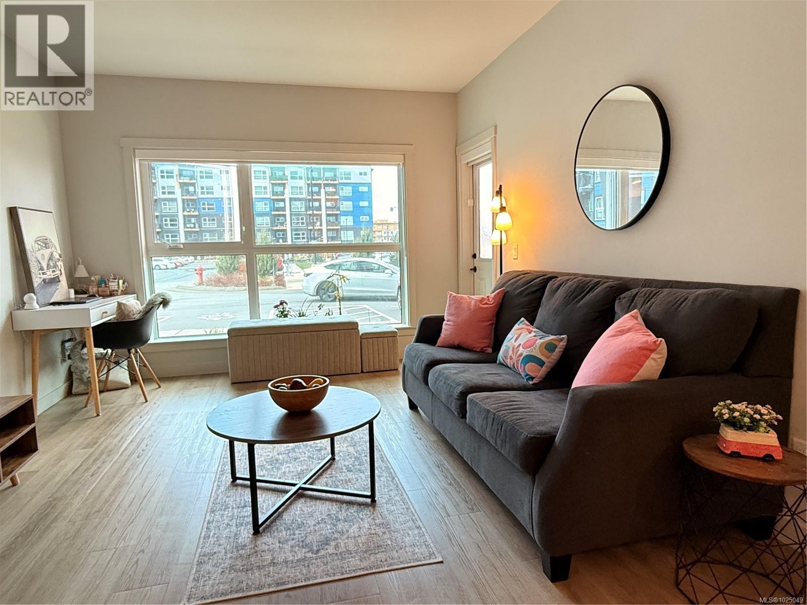 #106 2469 GATEWAY RD - 6