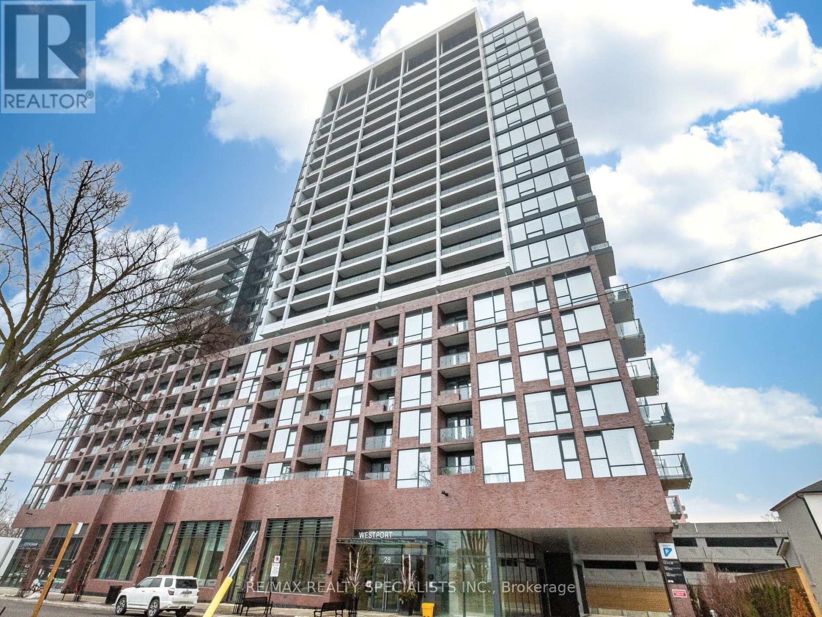 1304 – 28 ANN STREET