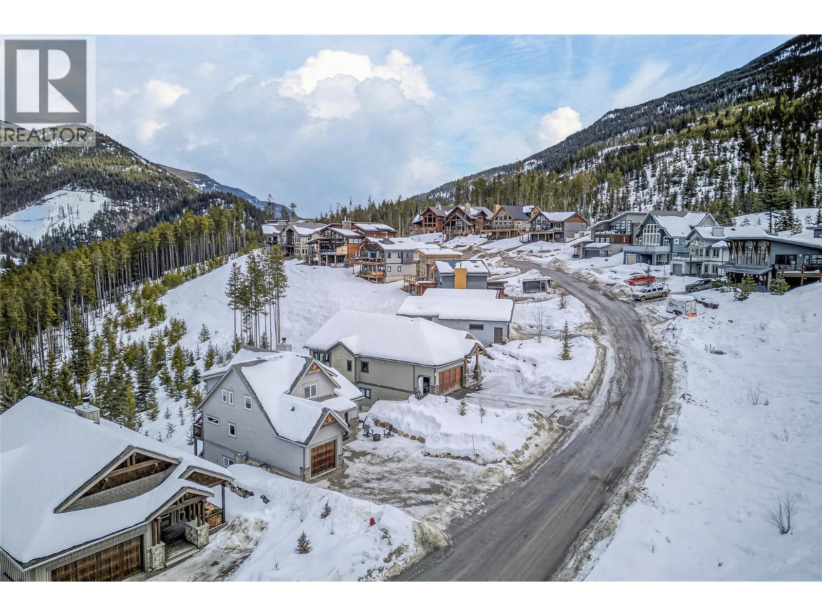 2175 TRAPPERS WAY - 42