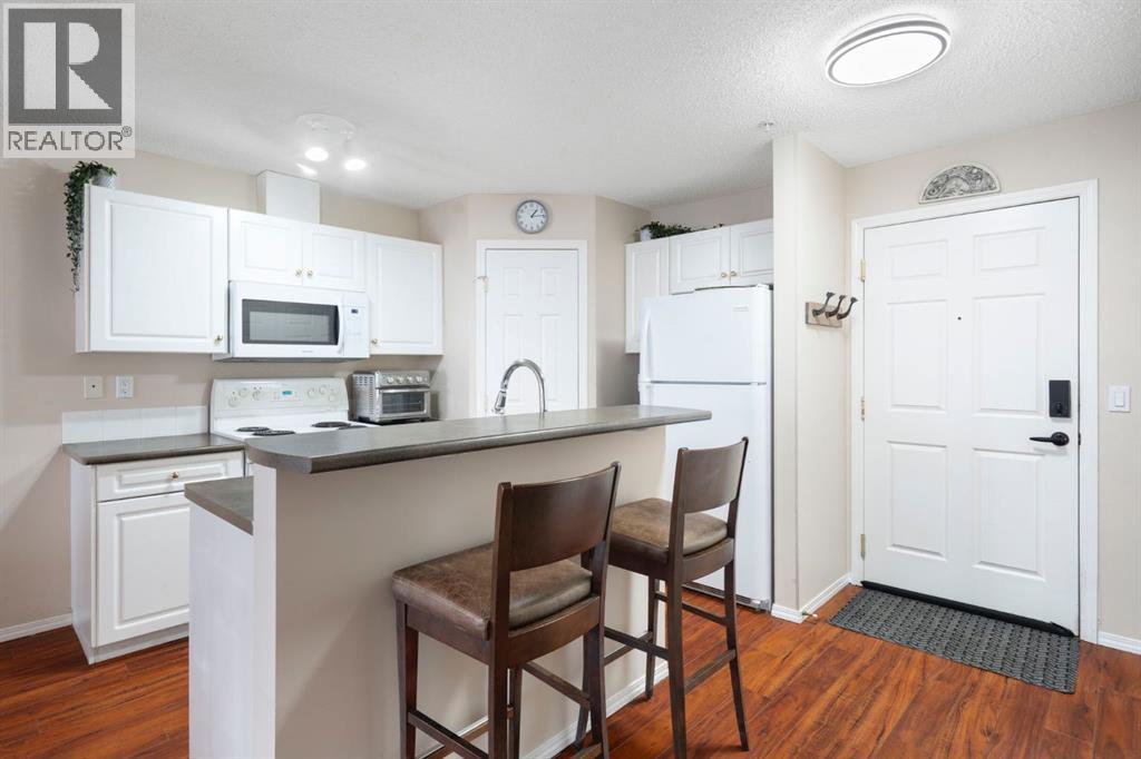 Single Family House for Sale in   Shawville Way SE Shawnessy Calgary 