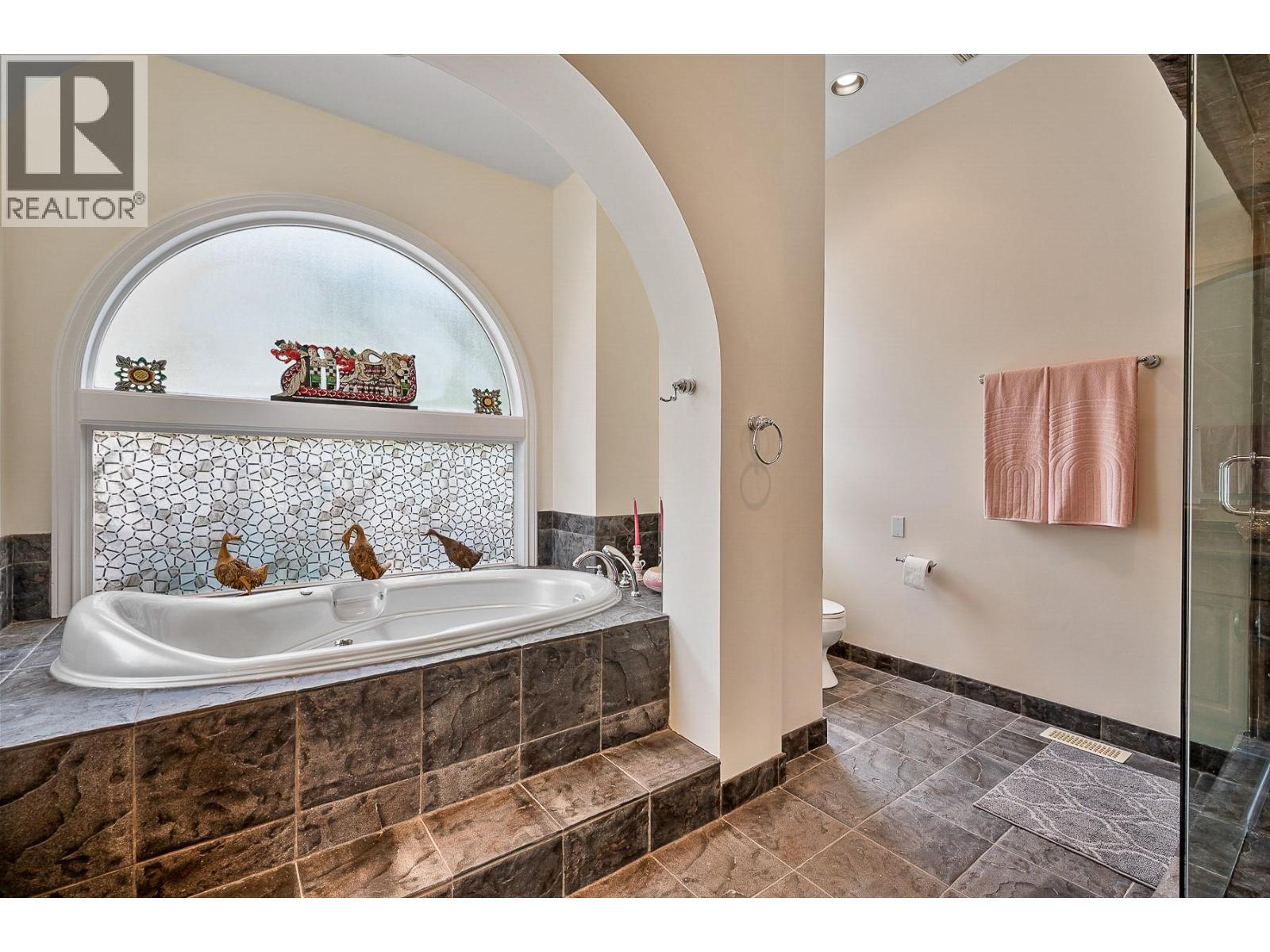 7178 Brent Road N, Peachland