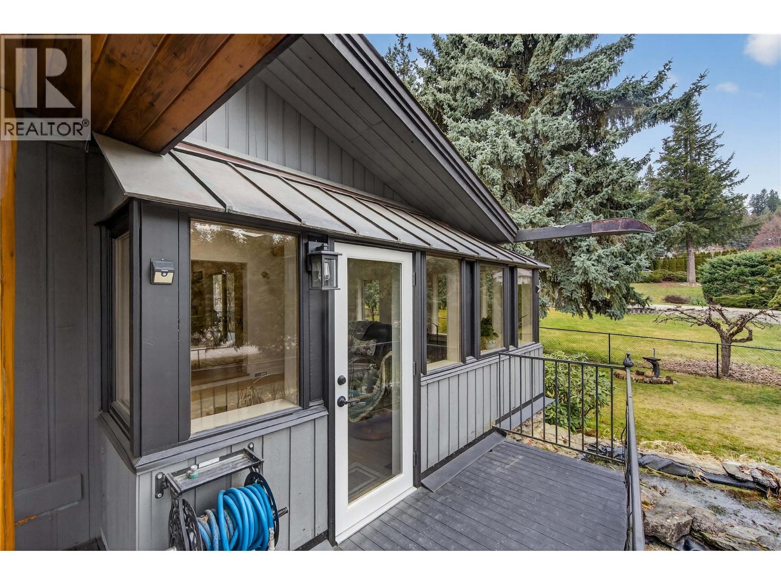 2829 Marine Drive, Blind Bay