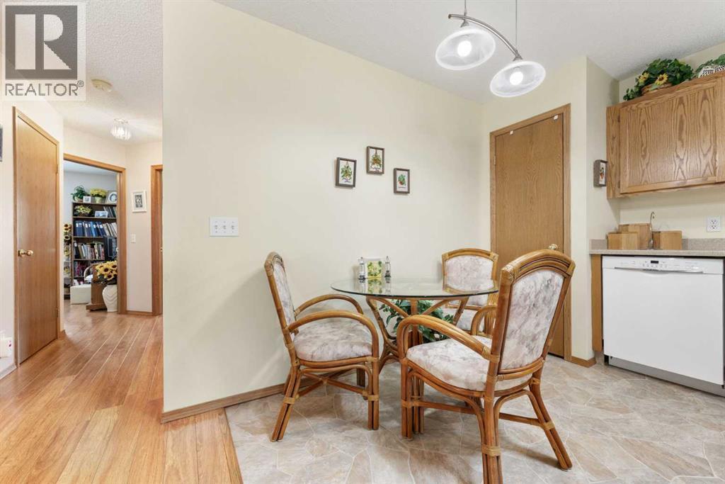 Single Family House Bungalow for Sale in  Arbour Cliff Close NW Arbour Lake Calgary 