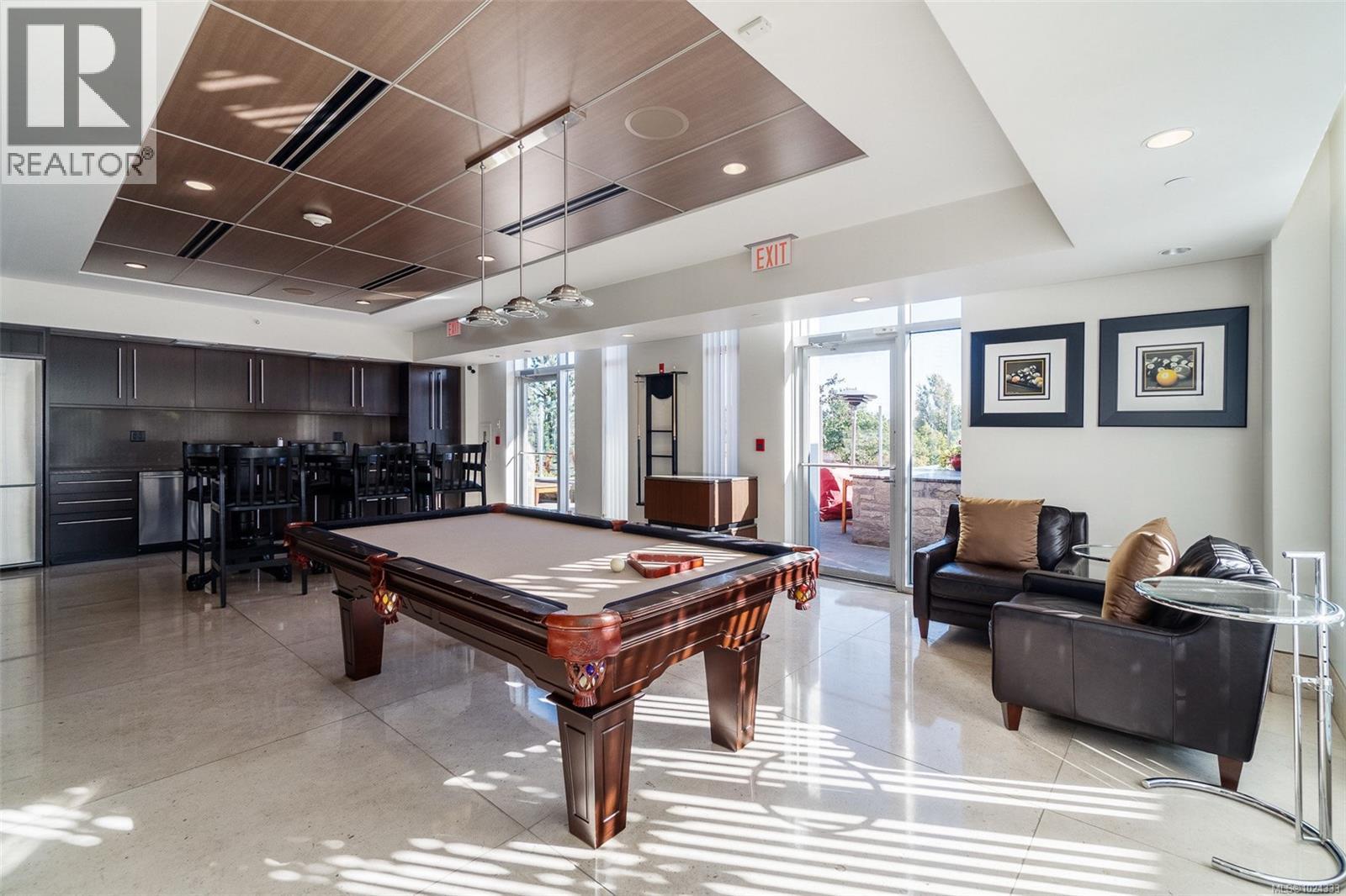 #208 100 SAGHALIE RD - 46