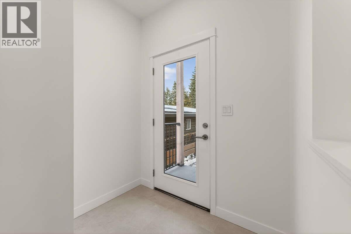 2224 Falls Street Unit# A, Nelson