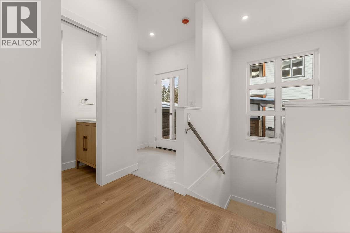 2224 Falls Street Unit# A, Nelson