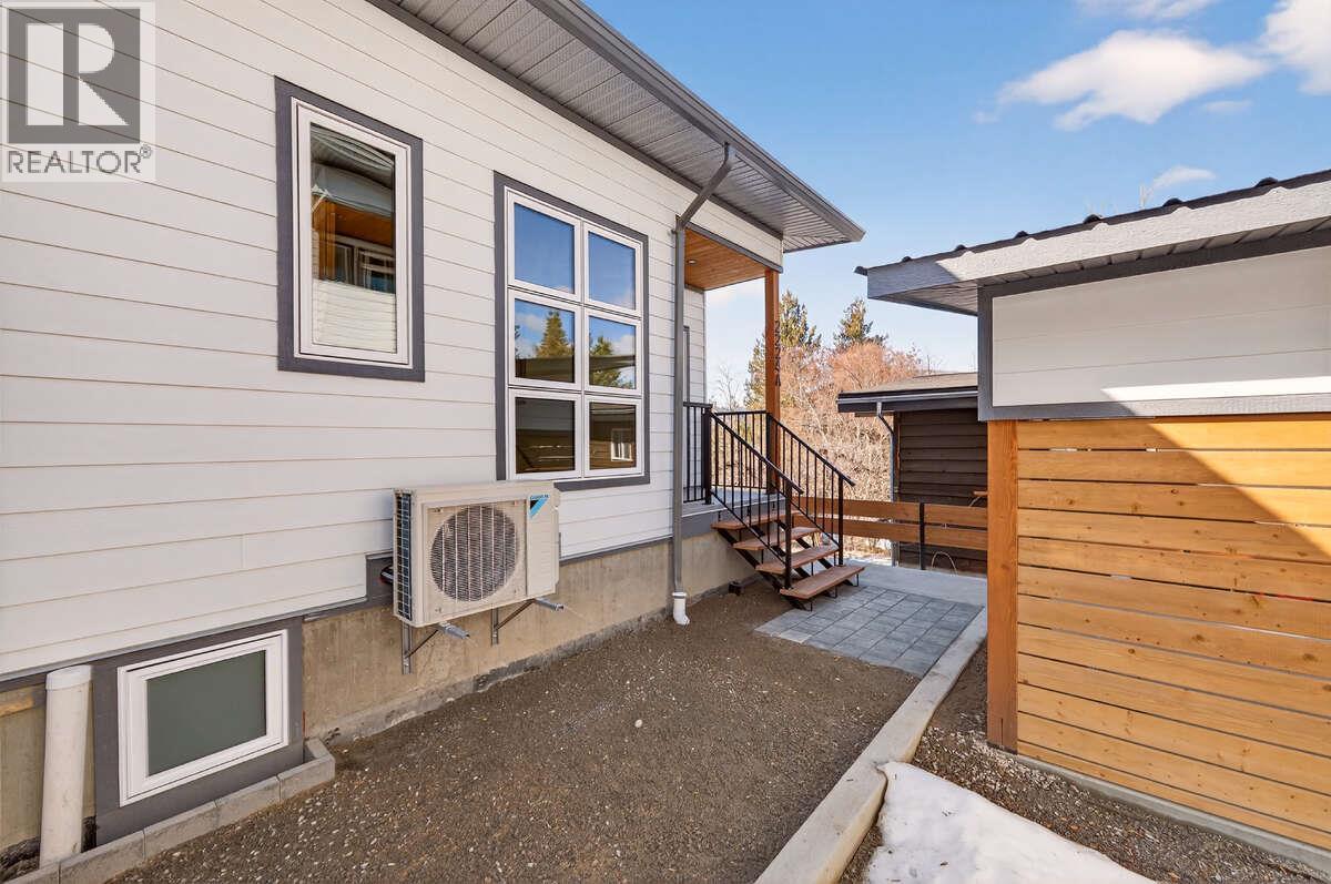 2224 Falls Street Unit# A, Nelson