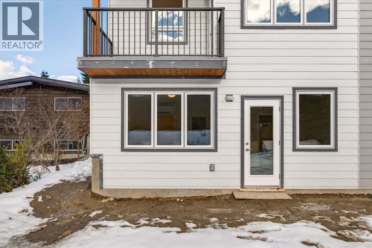 2224 Falls Street Unit# A, Nelson