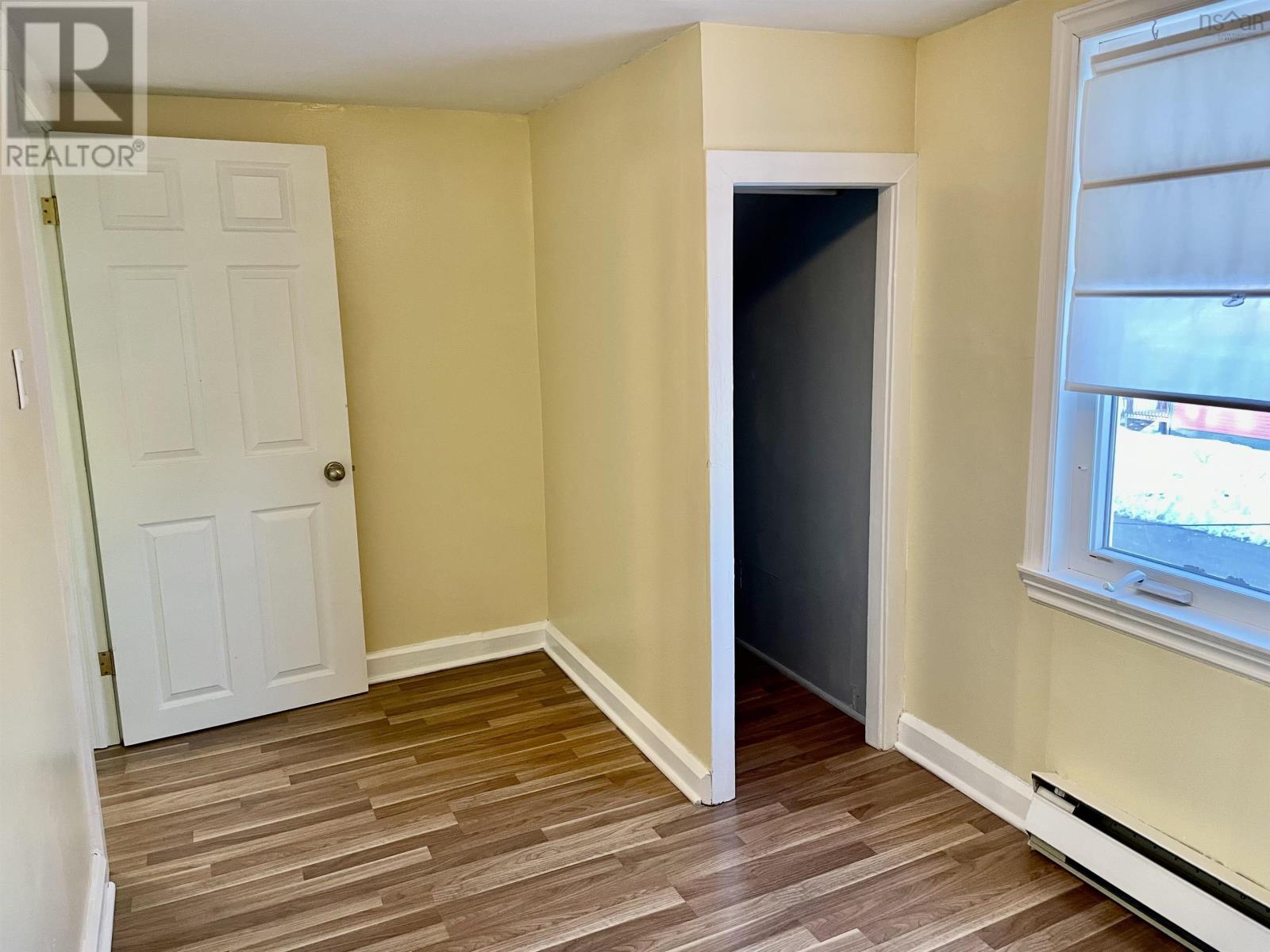 Property 20 of 22 of 106 Maple Avenue