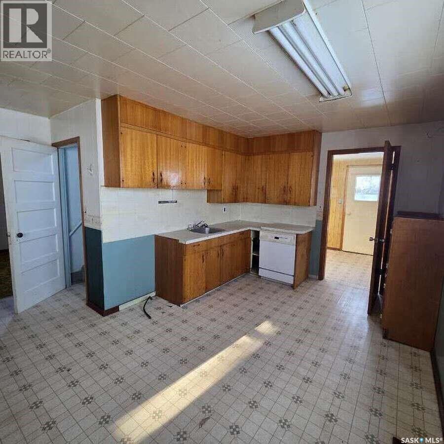128 Railway AVENUE — photo 7