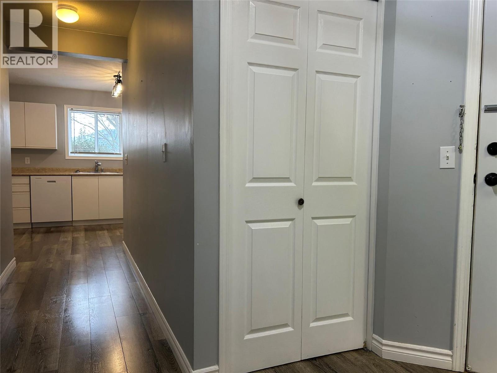 160 5 Avenue SW Unit# 101, Salmon Arm