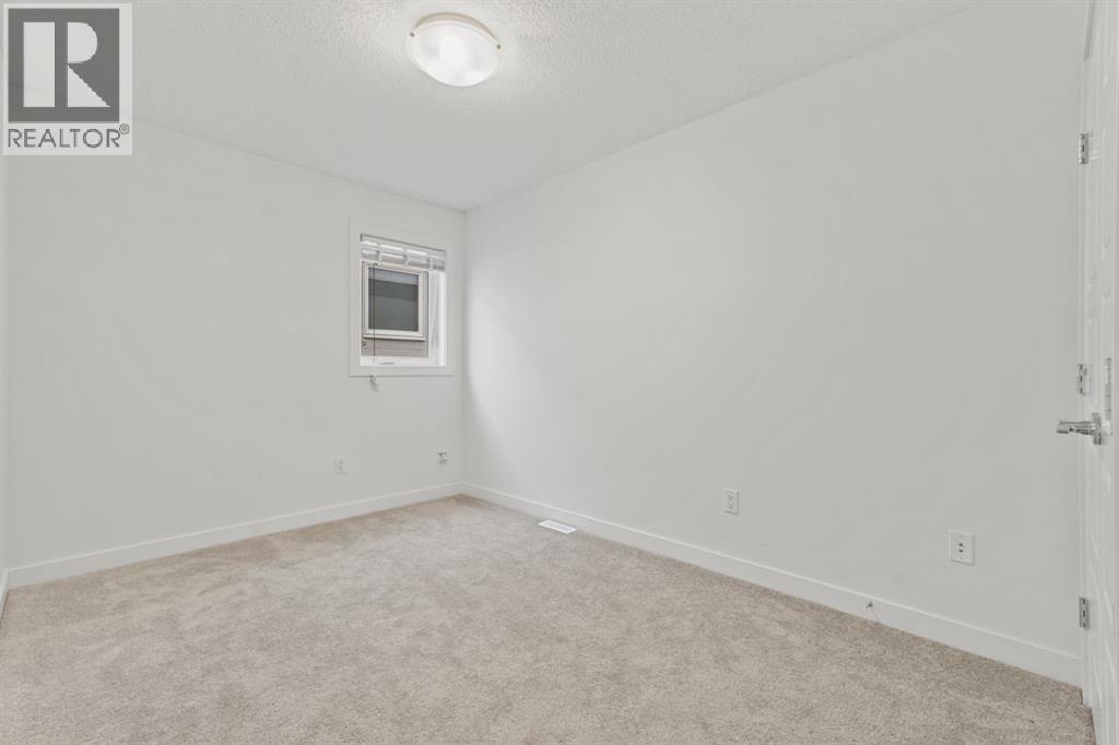 Single Family House for Sale in    Avenue NE Tuxedo Park Calgary 