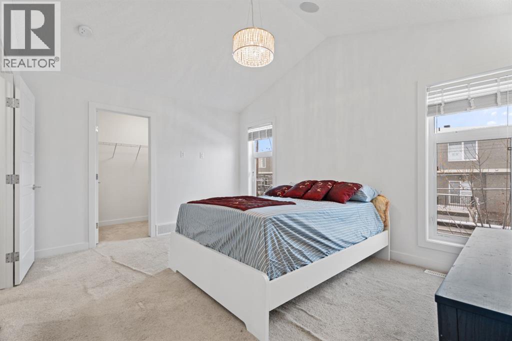 Single Family House for Sale in    Avenue NE Tuxedo Park Calgary 