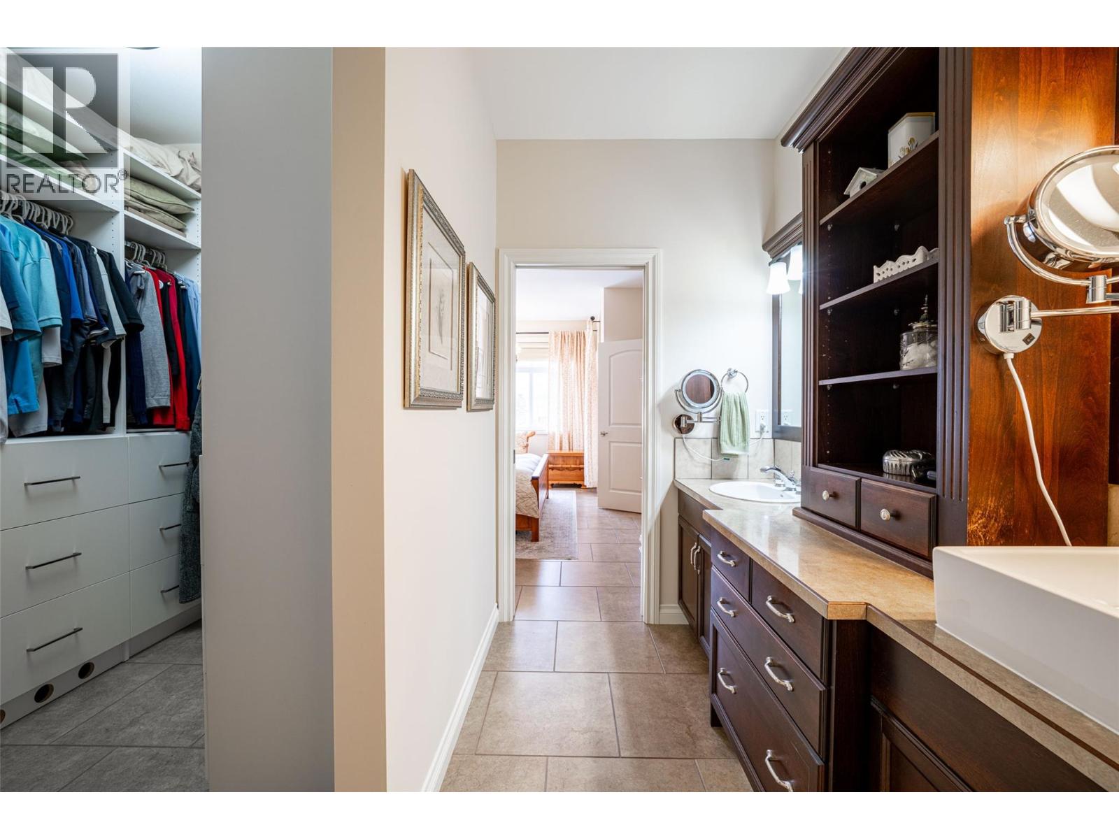 6905 MOUNTAINVIEW Drive, Oliver