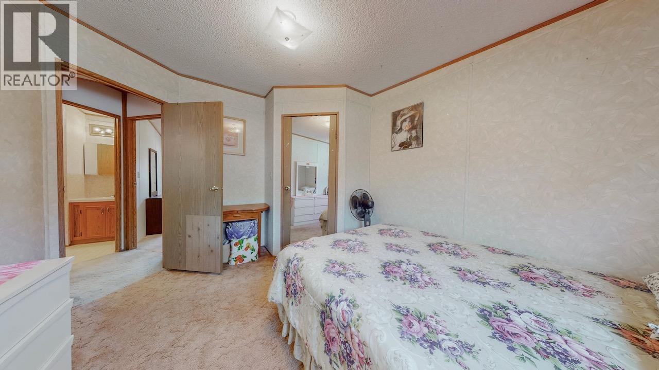129 Walnut Place - 25