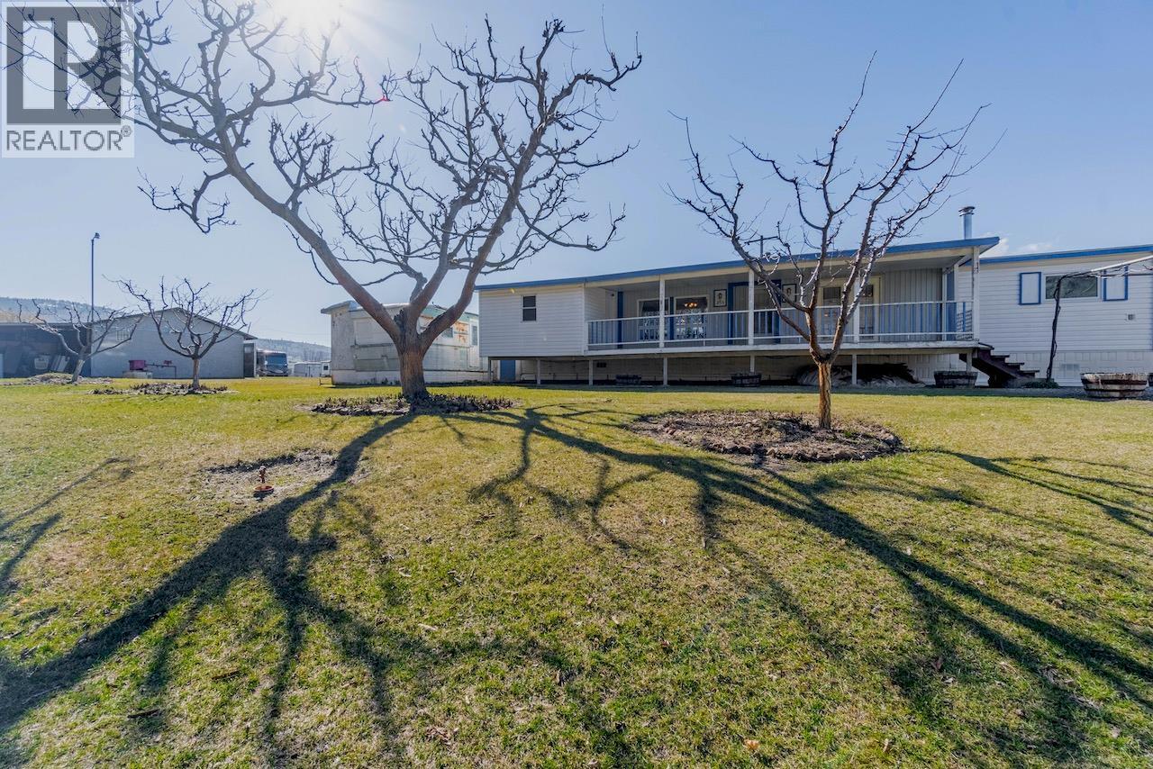 129 Walnut Place, Oliver