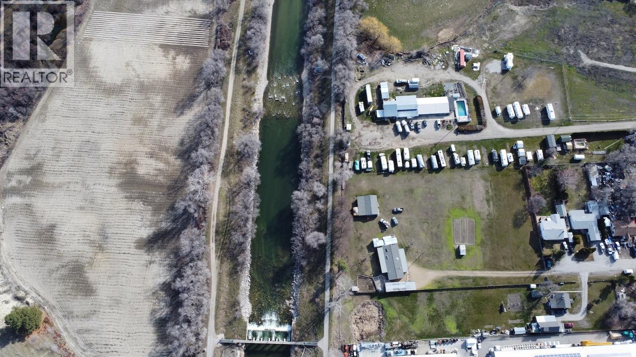 129 Walnut Place, Oliver