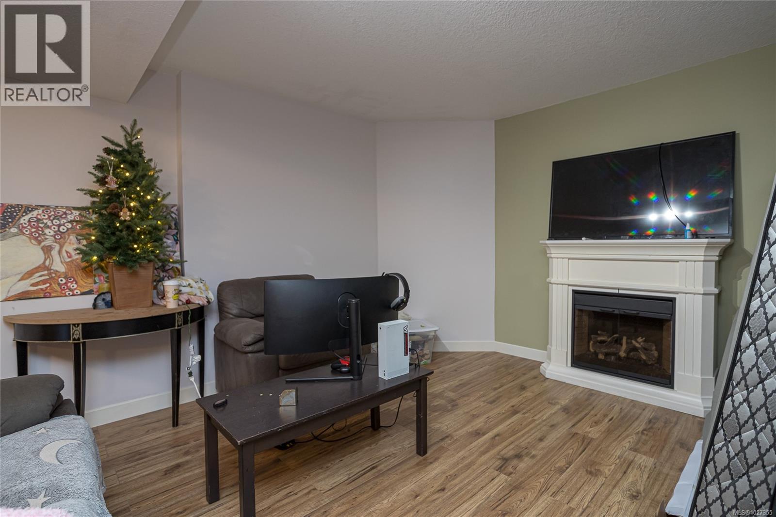 5667 CARRINGTON RD - 21