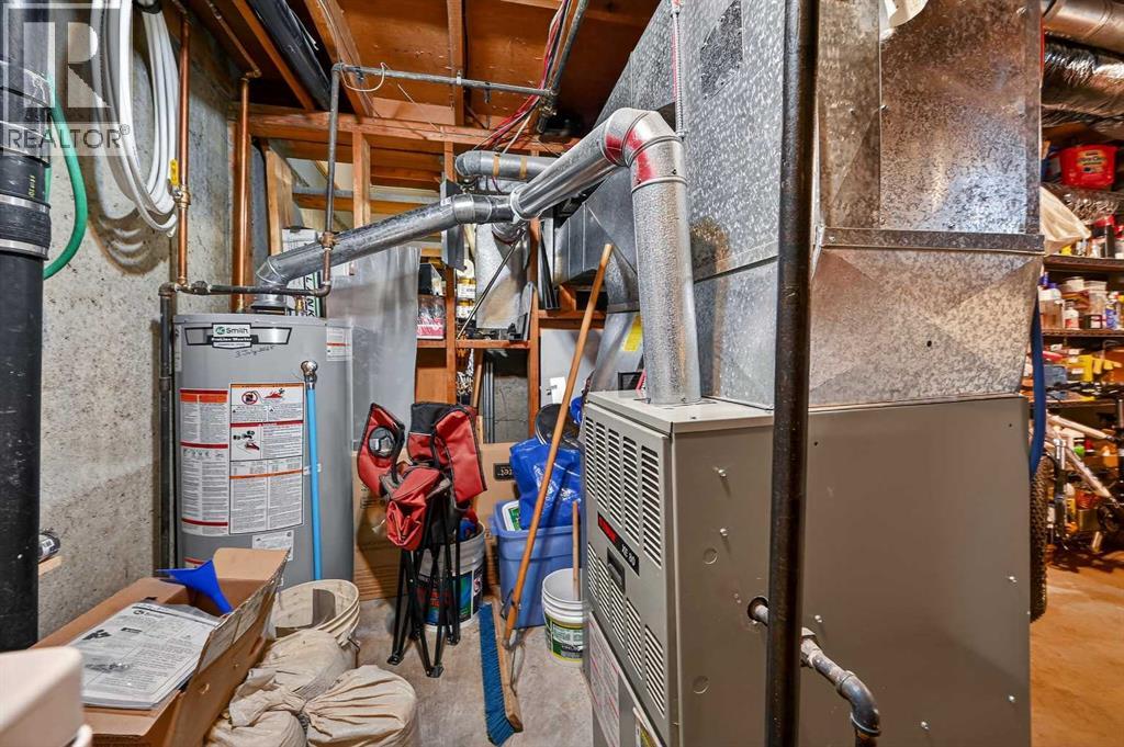 Single Family House for Sale in  Regal Park NE Renfrew Calgary 