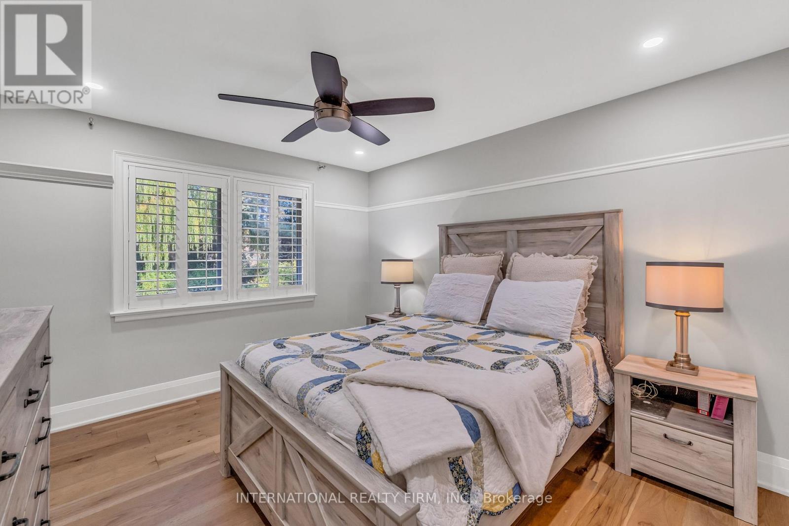 1049 INDIAN RD ROAD - 22
